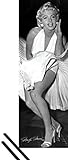 1art1 Marilyn Monroe Midi-Poster (91x30 cm) Das Verflixte 7. Jahr, Weißes Kleid Inklusive EIN Paar Posterleisten, Schwarz