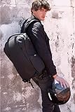 Wasserfeste Diebstahlschutztasche Rucksack mit Helmbefestigung für Schalenhelme mit umfangreicher Ausstattung