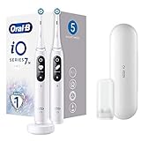 Oral-B iO Series 7 Elektrische Zahnbürste/Electric Toothbrush, Doppelpack mit 2 Aufsteckbürsten, 5 Putzmodi für Zahnpflege, Magnet-Technologie, Display, Reiseetui, white alabaster