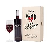 Herz & Heim® Bree Weingeschenk zum 80. Geburtstag mit graviertem Weinglas und Bree Wein zur Auswahl in Weinkiste mit Aufdruck Rot