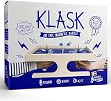 KLASK - Preisgekröntes Geschicklichkeitsspiel für 2 Spieler - Brettspiel für Familie, Erwachsene und Kinder - Magnetspiel aus Holz ab 8 Jahren - Familienspiel in Spiel des Jahres Empfehlungsliste