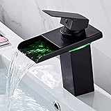 BOAOTX Waschtischarmatur Wasserfall LED Bad Wasserhahn Schwarz mit RGB 3 Farbewechsel Einhebelmischer Badarmatur für Badezimmer Waschbecken WC