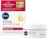 NIVEA VITAL Anti-Falten Intensiv Plus Tagespflege LSF 15, Gesichtspflege für reife Haut mit natürlichem Argan-Öl und Calcium, Tagescreme mit LSF für intensive Feuchtigkeit (50 ml)