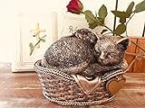 Monello Katzenurne Katze in Körbchen - Gold - bis. ca. 9 kg - ca. 0,85 ltr. - Tierurne Urne für Katzen auch als Grabstein oder Grabschmuck - für innen und außen - handgefertigt