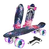 BELEEV Skateboard Komplette Mini Cruiser Skateboard für Kinder Jugendliche Erwachsene, Led Leuchtrollen mit All-in-one Skate T-Tool für Anfänger (Galaxy Purple)