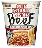 Nissin Cup Noodles – 5 Spices Beef, Einzelpack, Soup Style Instant-Nudeln japanischer Art, mit Rindfleisch-Geschmack & Gewürzen, schnell im Becher zubereitet, asiatisches Essen (1 x 64 g)