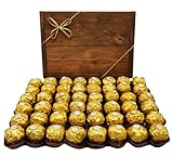 Ferrero Rocher 600g 'Gold' Geschenkbox in Schatztruhen Optik mit 48 Kugeln - knusprige Pralinen Spezialität perfekt zum verschenken oder auch als Dekoration.