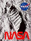 NASA: Fußabdruck auf dem Mond Notizbuch (Notebook Journal, Journal Notizbuch) 21 X 28 CM, 160 linierte Seiten, Schwarze Linien auf Weißem Papier, Klassische Kunst