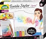 Lena 42597 Bastelset Textile Styler Spray, Komplettset mit 4 Sprühfarben, 1 Glitzerfarbe zum Verzieren, 8 Schablonen und Konturenstift, Textilgestaltungsset für Kinder ab 8 Jahre, Textilsprayfarbe