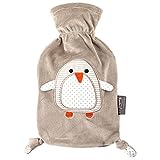 Fashy „Pia“ 35720.4 Wärmflasche / Kinderwärmflasche Pinguin ~ Thermoplast- Wärmeflasche mit kuschelweichem Flauschbezug aus 100% Polyester, robust und langlebig ~ 0,8 Liter