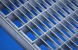 Gitterrost verzinkt 500x900mm 490x890mm Maschenweite 30x10mm Gesamthöhe 20