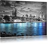 New York Skyline am Abend schwarz/weiß Format: 120x80 auf Leinwand, XXL riesige Bilder fertig gerahmt mit Keilrahmen, Kunstdruck auf Wandbild mit Rahmen, günstiger als Gemälde oder Ölbild, kein Poster oder Plakat