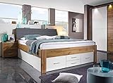 lifestyle4living Funktionsbett in Wotan Eiche-Dekor und Weiß 180x200 cm, Doppelbett mit Stauraum, Kopfteil und Schubladen